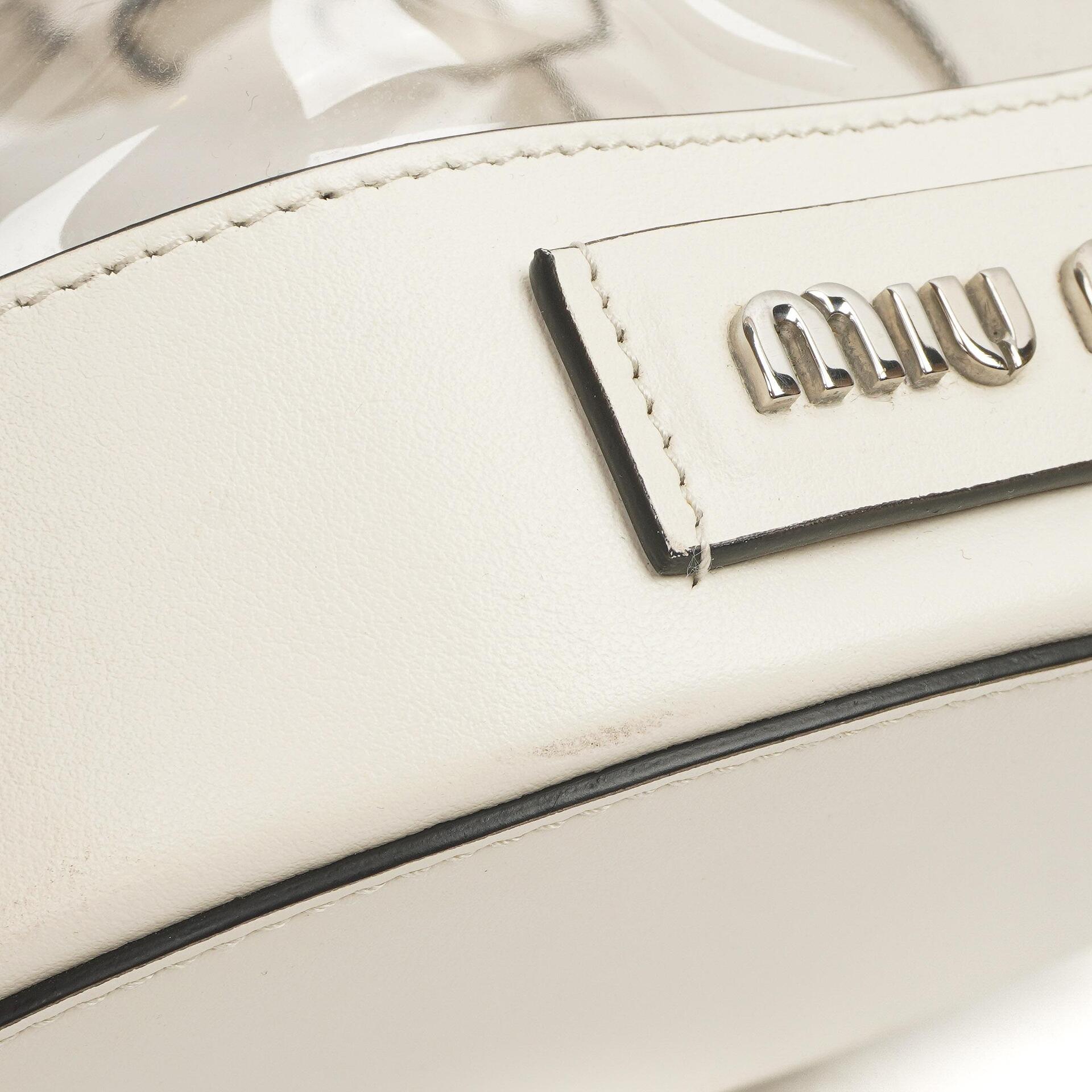 Miu Miu Transparent Drawstring Bucket Bag Bianco Weiß