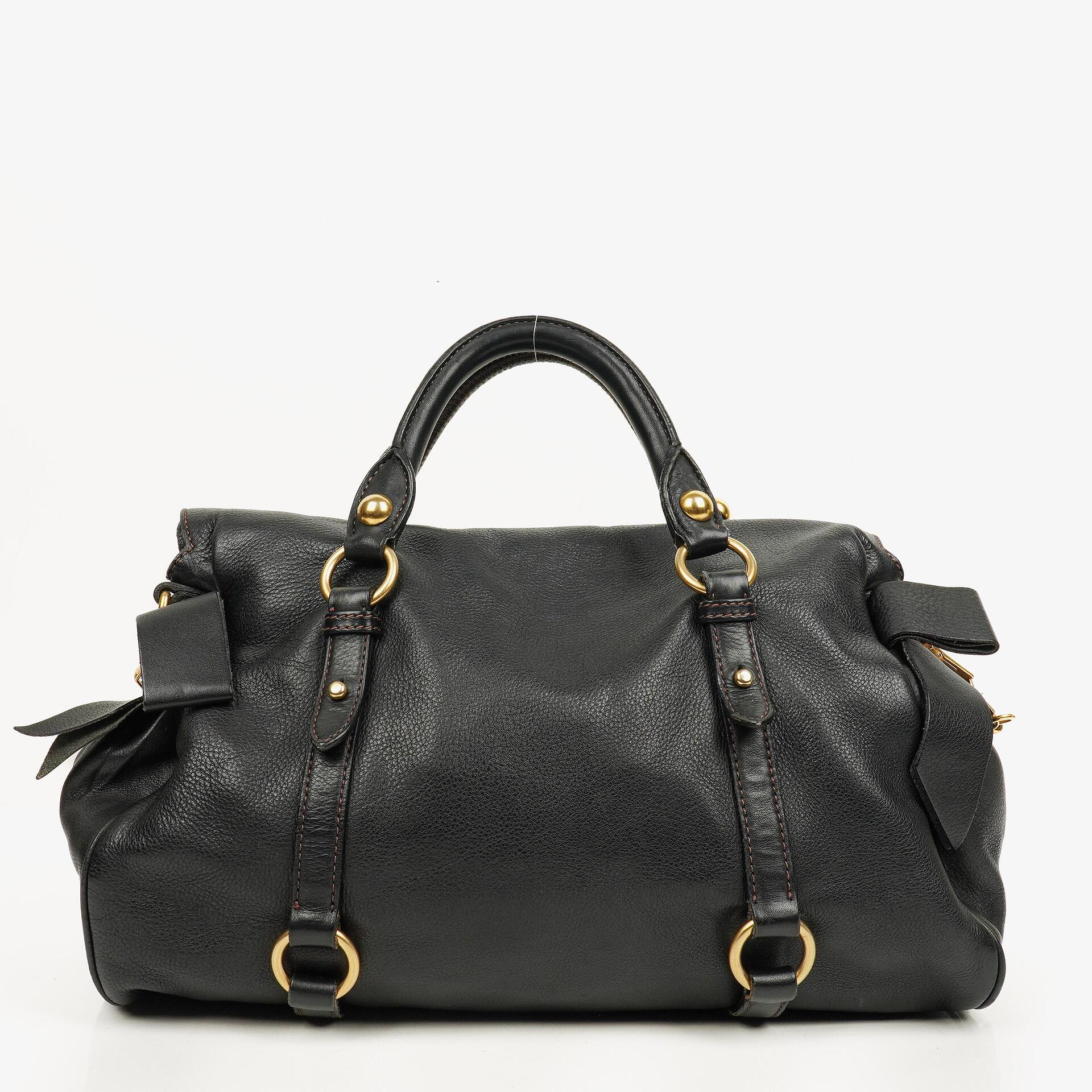 Miu Miu Vitello Bow Satchel Tasche in Schwarz