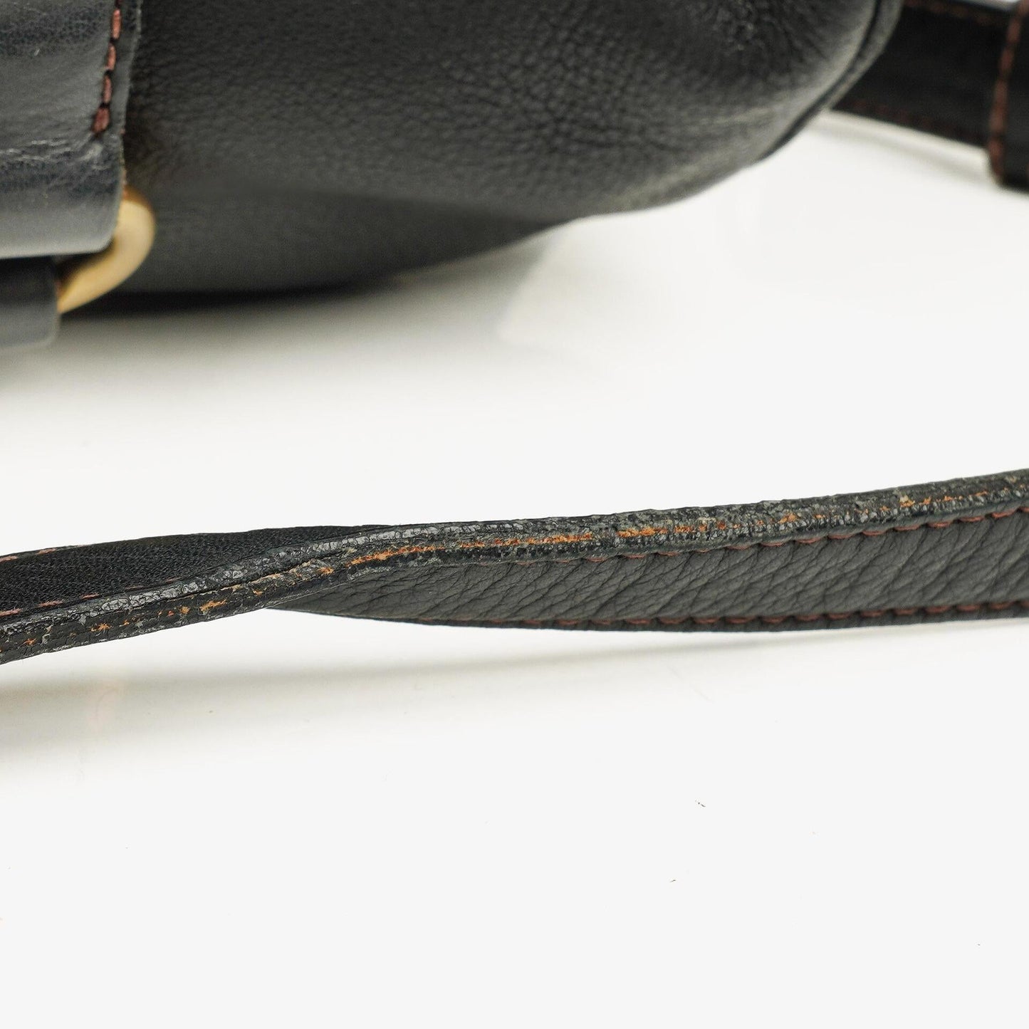 Miu Miu Vitello Bow Satchel Tasche in Schwarz