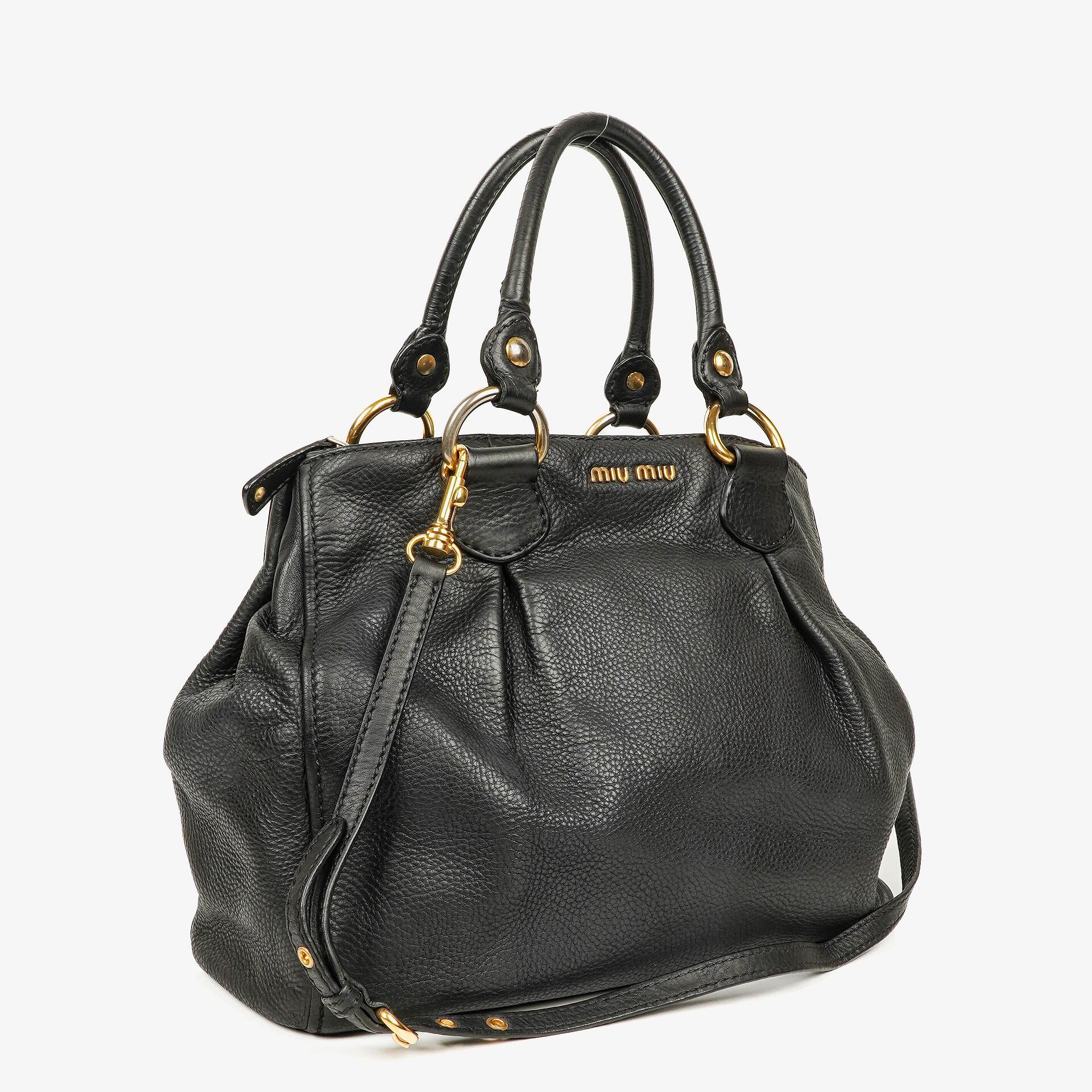 Miu Miu Vitello Caribu Tragetasche aus schwarzem Leder