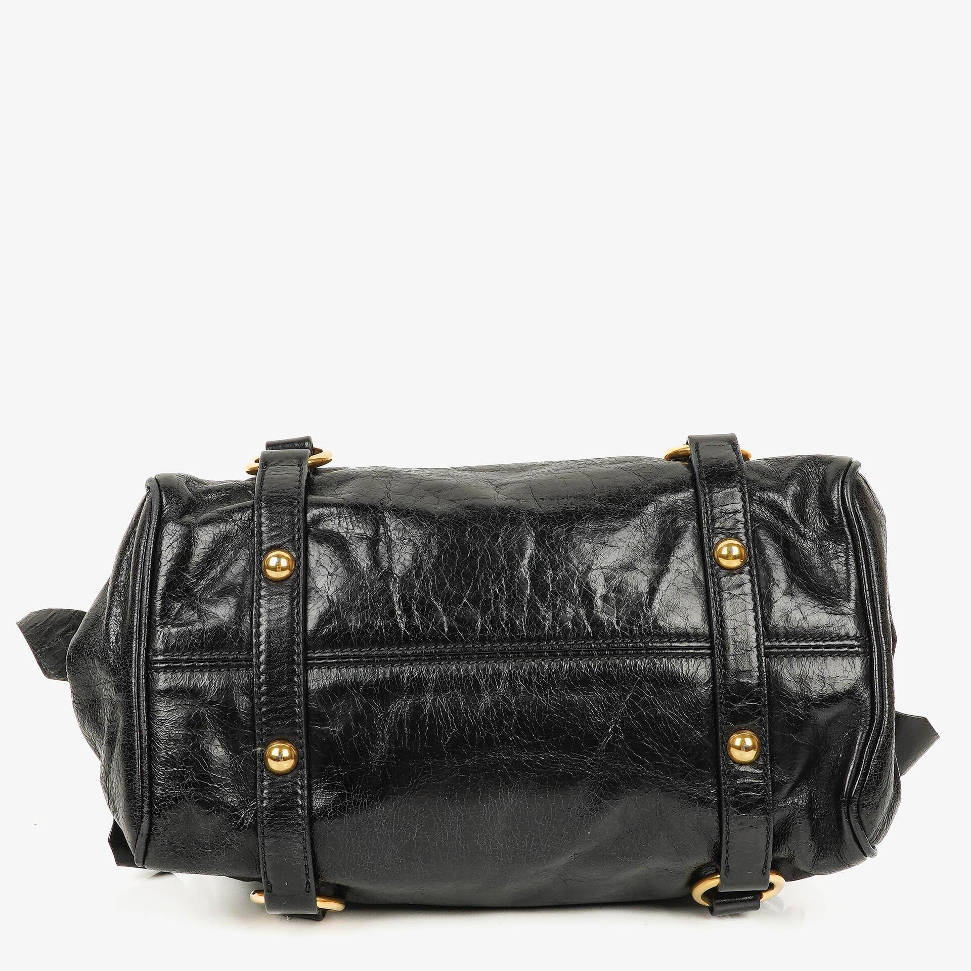 Miu Miu kleine Bow Satchel Tasche aus schwarzem Vitello Leder