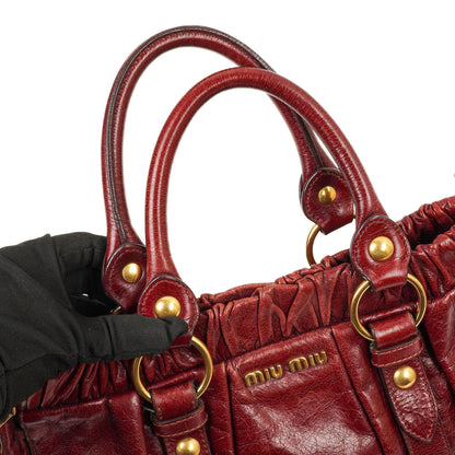 Miu Miu Vitello Lux Amaranto Umhängetasche