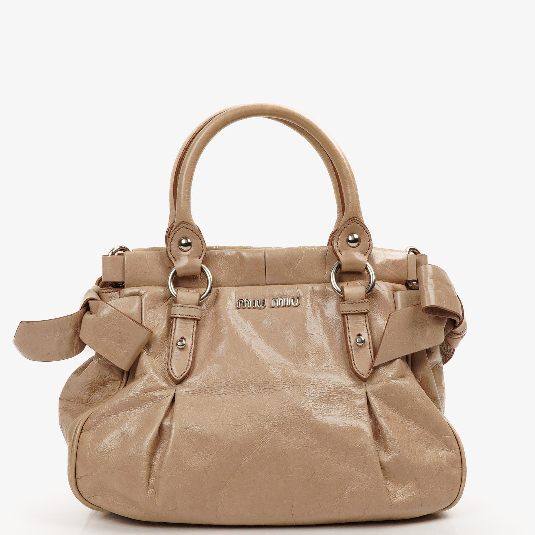 Miu Miu Vitello Lux Beigefarbene Satchel Tasche