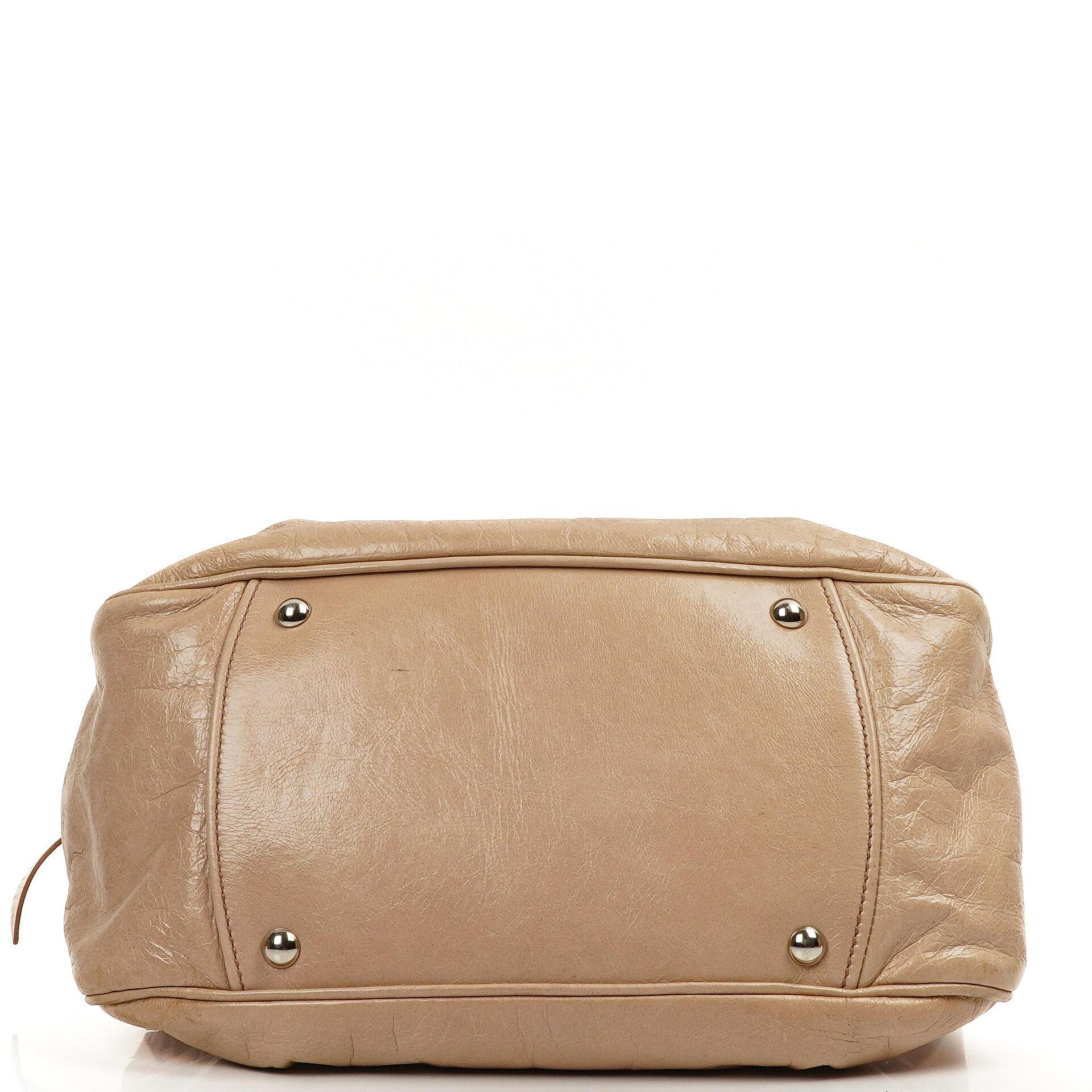 Miu Miu Vitello Lux Beigefarbene Satchel Tasche