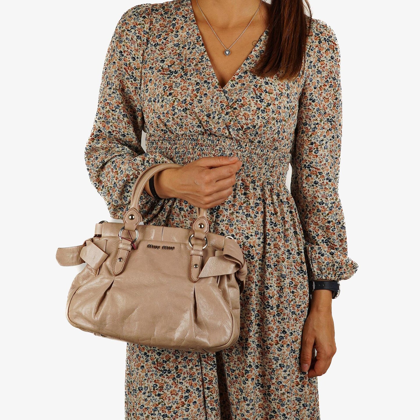 Miu Miu Vitello Lux Beigefarbene Satchel Tasche