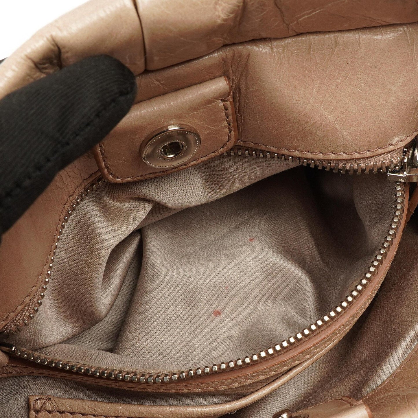Miu Miu Vitello Lux Beigefarbene Satchel Tasche