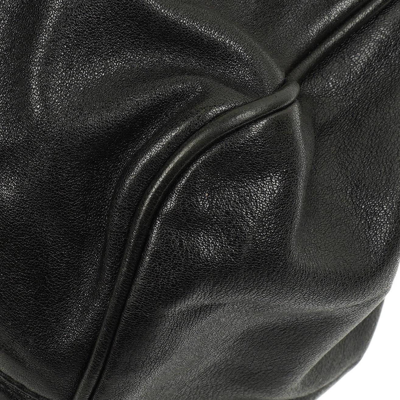 Miu Miu Vitello Lux Schwarze Schleifen-Umhängetasche