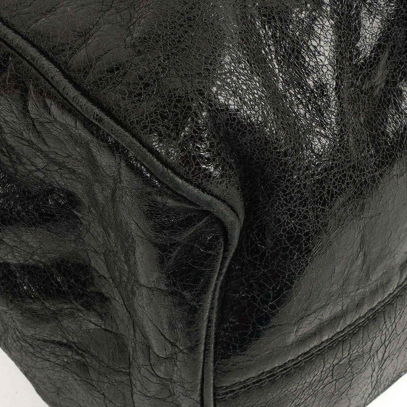 Miu Miu Vitello Lux Schwarze Schleifen-Umhängetasche