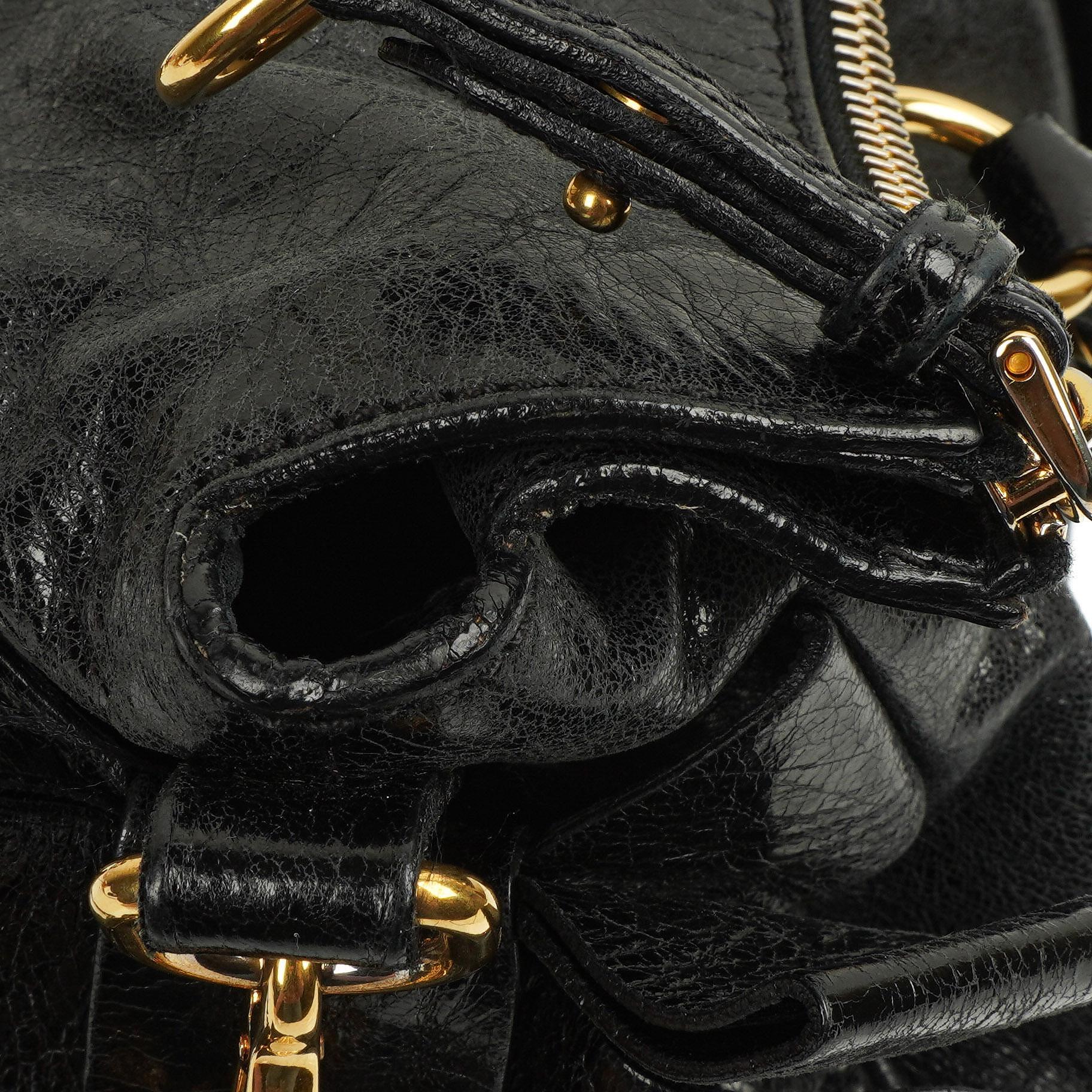 Miu Miu Vitello Lux Schwarze Schleifen-Umhängetasche