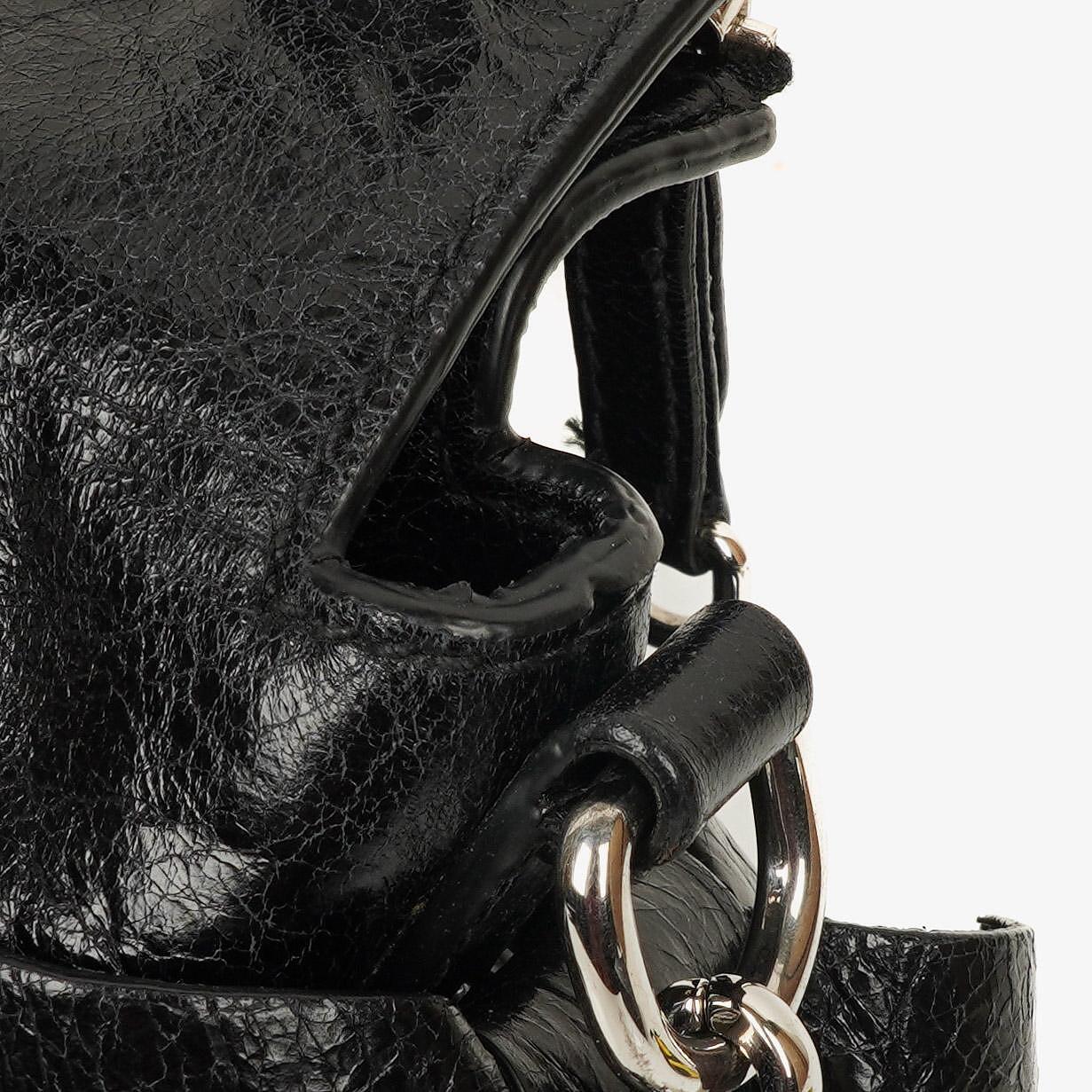 Miu Miu Vitello Lux kleine Bow Satchel-Tasche in Schwarz
