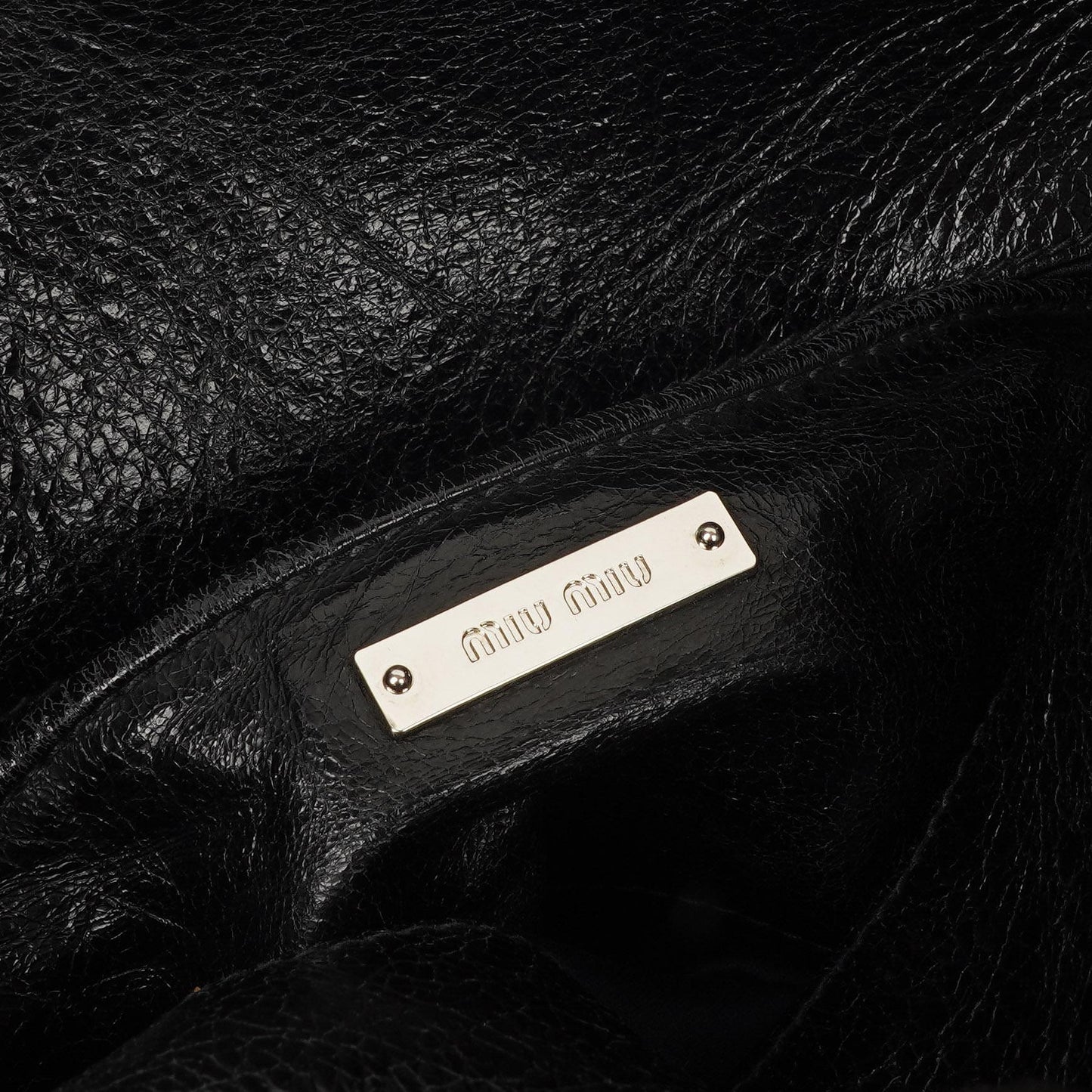 Miu Miu Vitello Lux kleine Bow Satchel-Tasche in Schwarz