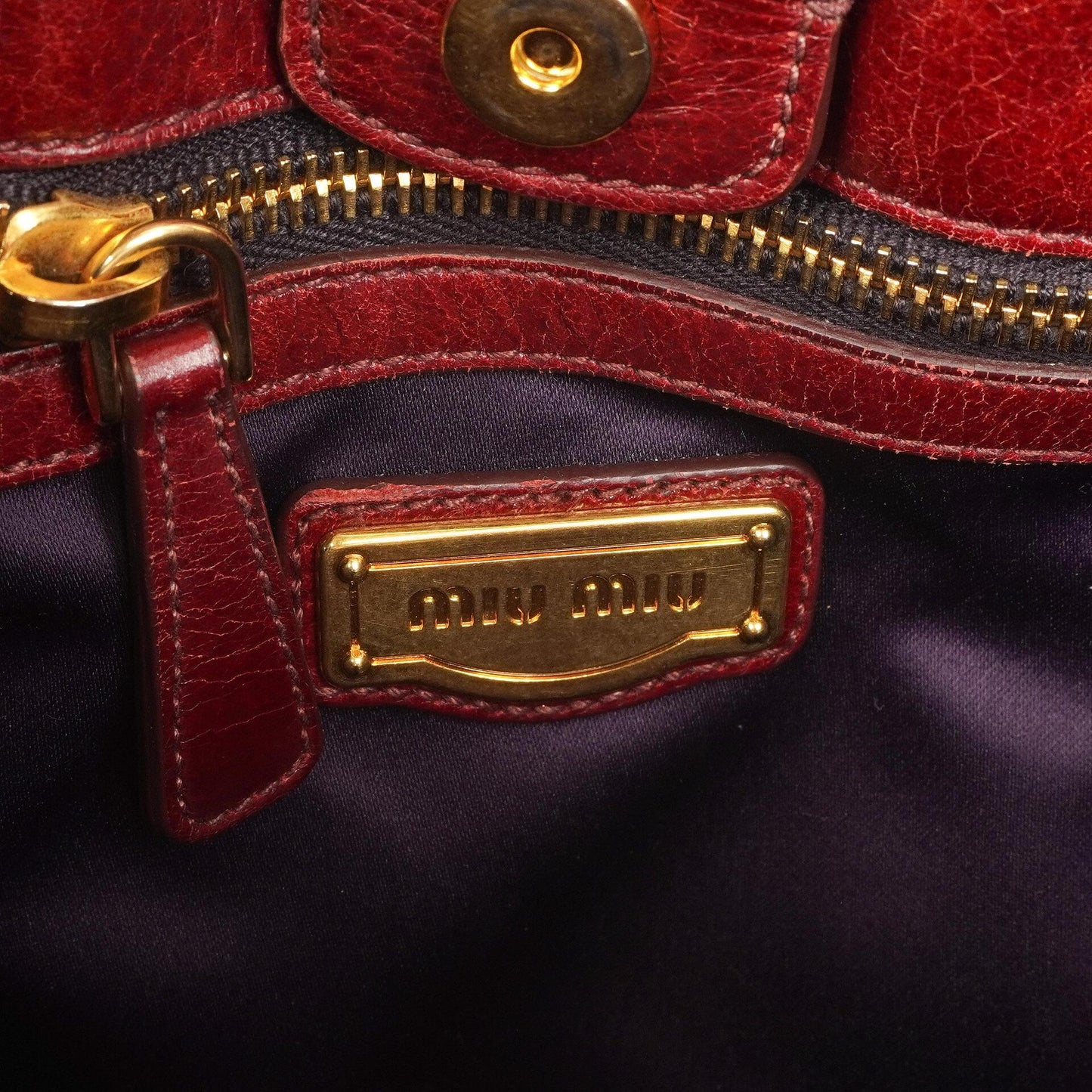 Miu Miu Vitello Lux Burgunder Umhängetasche