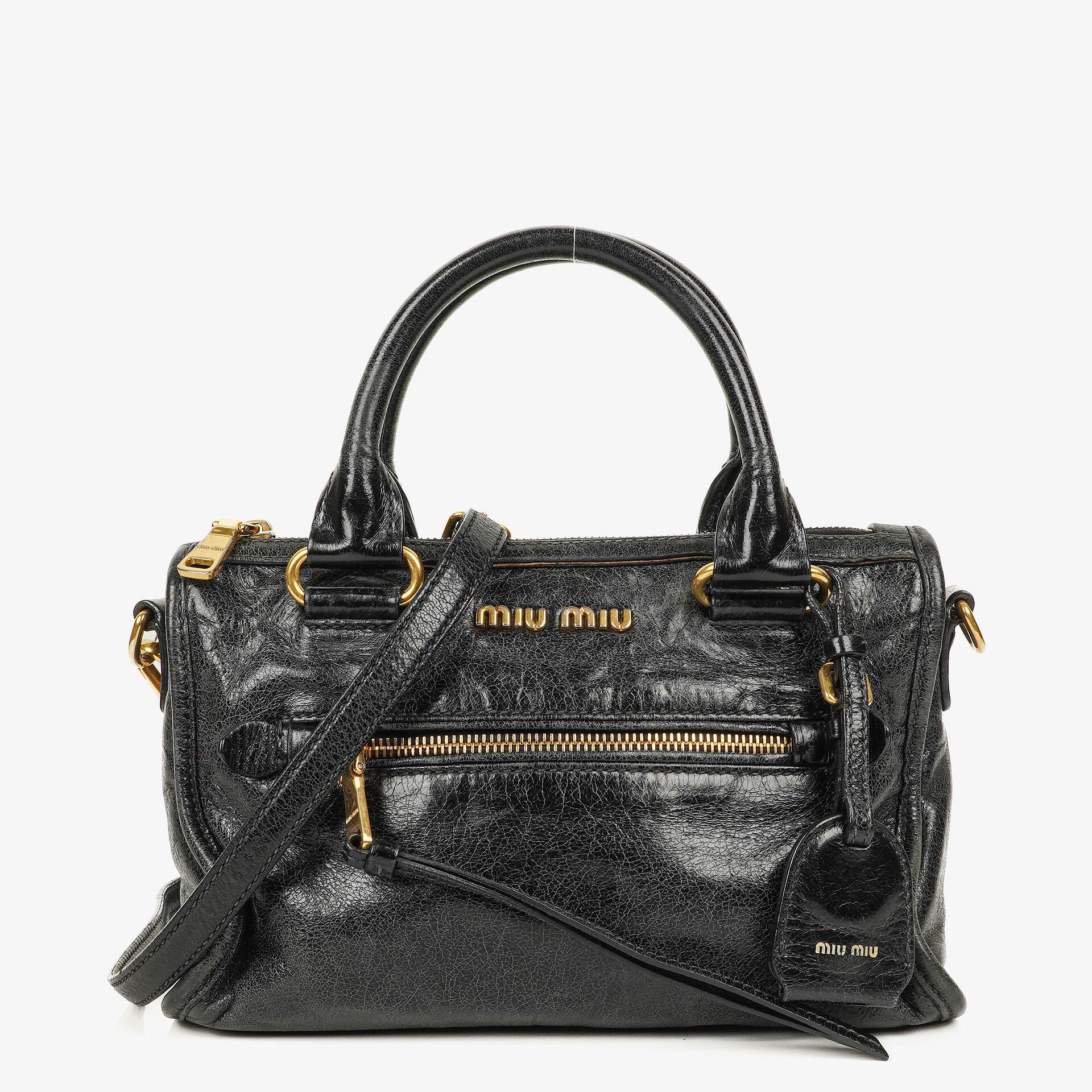 Miu Miu Vitello Lux Kleine Satchel Tasche aus schwarzem Leder