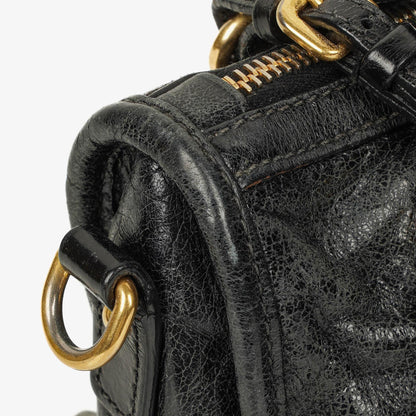 Miu Miu Vitello Lux Kleine Satchel Tasche aus schwarzem Leder