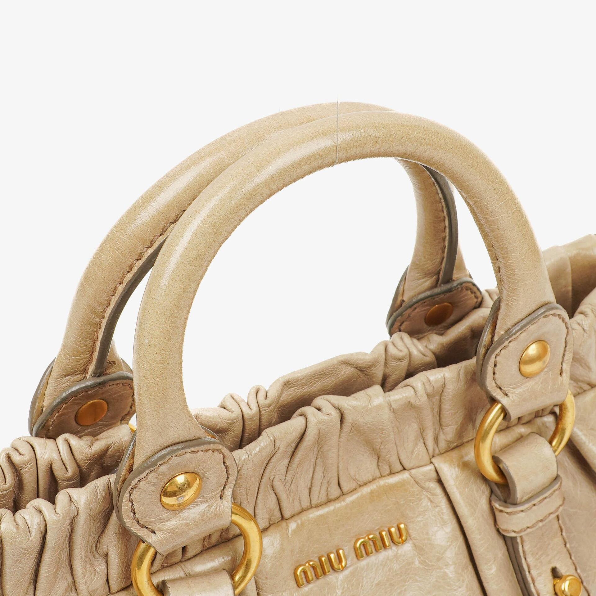 Miu Miu Vitello Satchel-Tasche