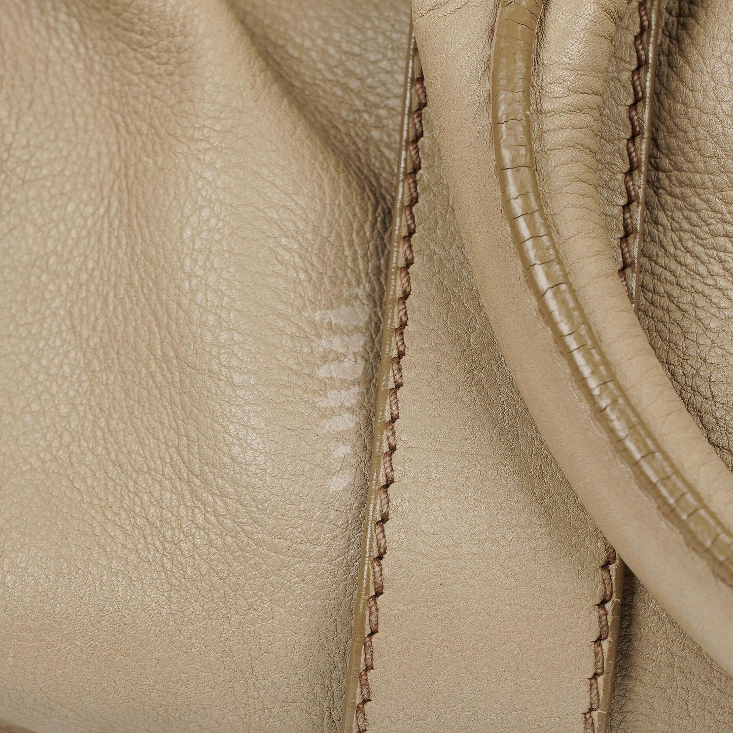Miu Miu Vitello Satchel Tasche