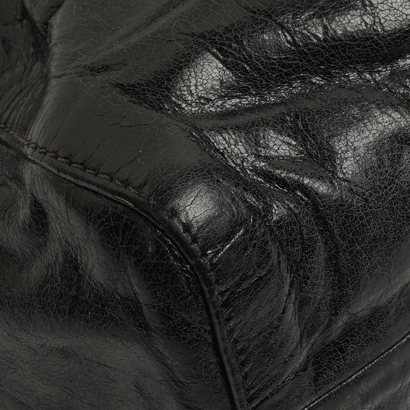 Miu Miu Vitello Shine Satchel Tasche Schwarz