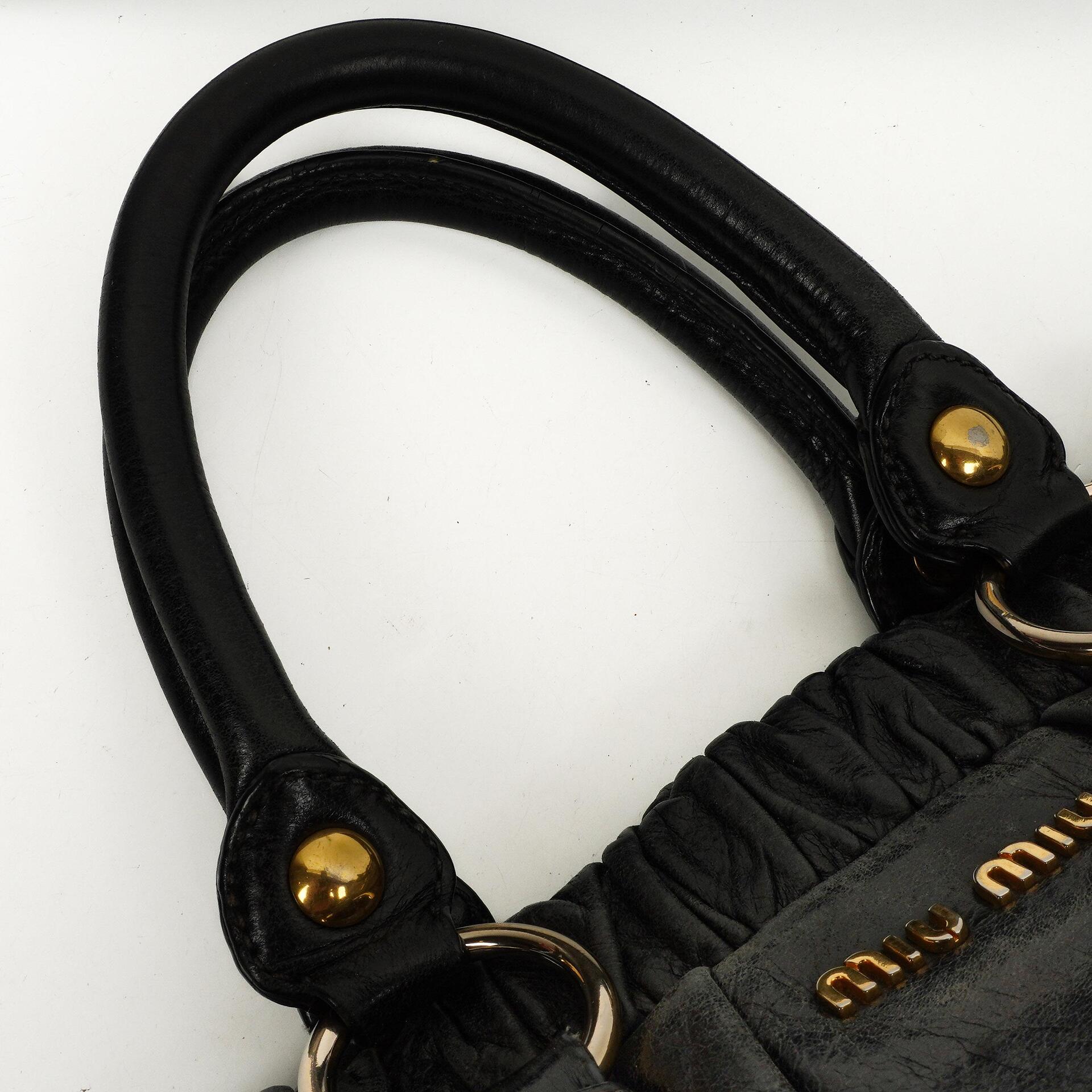 Miu Miu Vitello Shine Satchel Tasche Schwarz