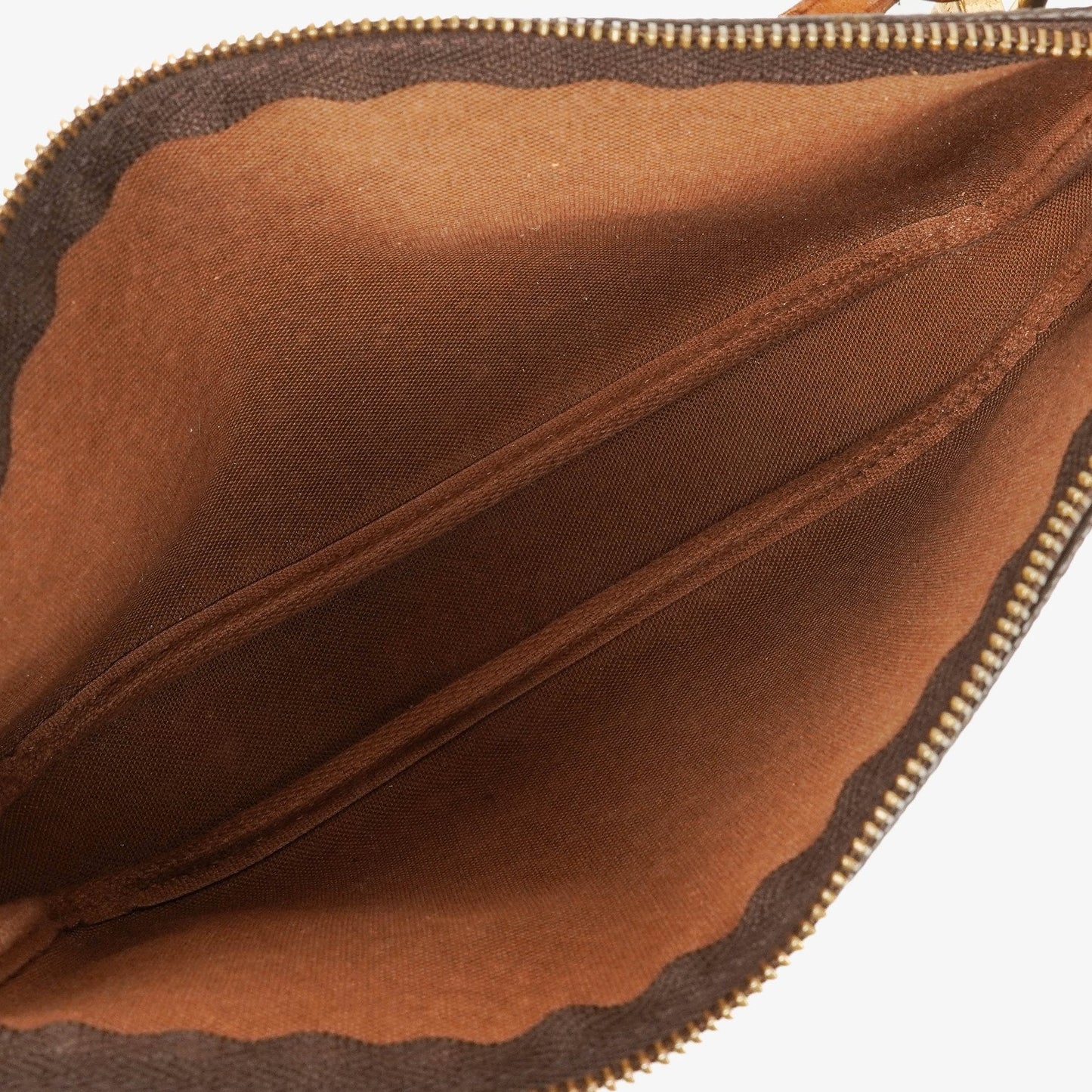 Louis Vuitton Pochette Accessoires Clutch aus Monogram Canvas