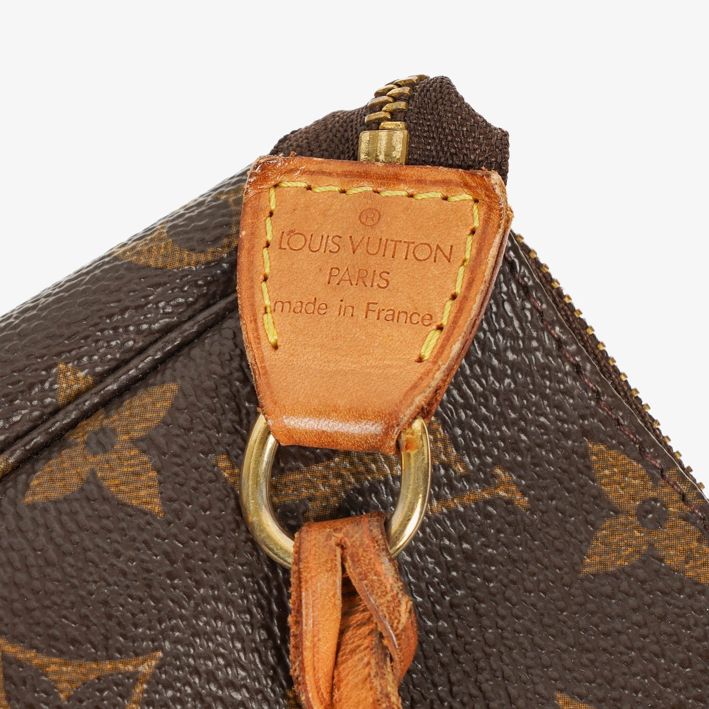 Louis Vuitton Pochette Accessoires Clutch aus Monogram Canvas