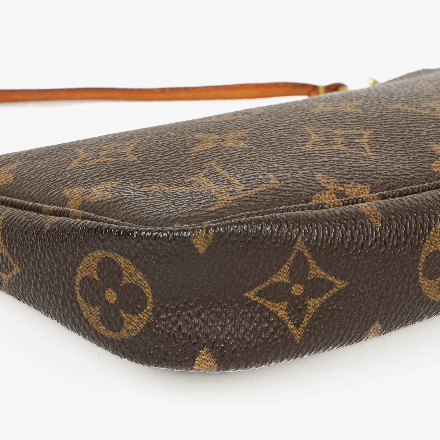 Louis Vuitton Pochette Accessoires Monogram Canvas Clutch