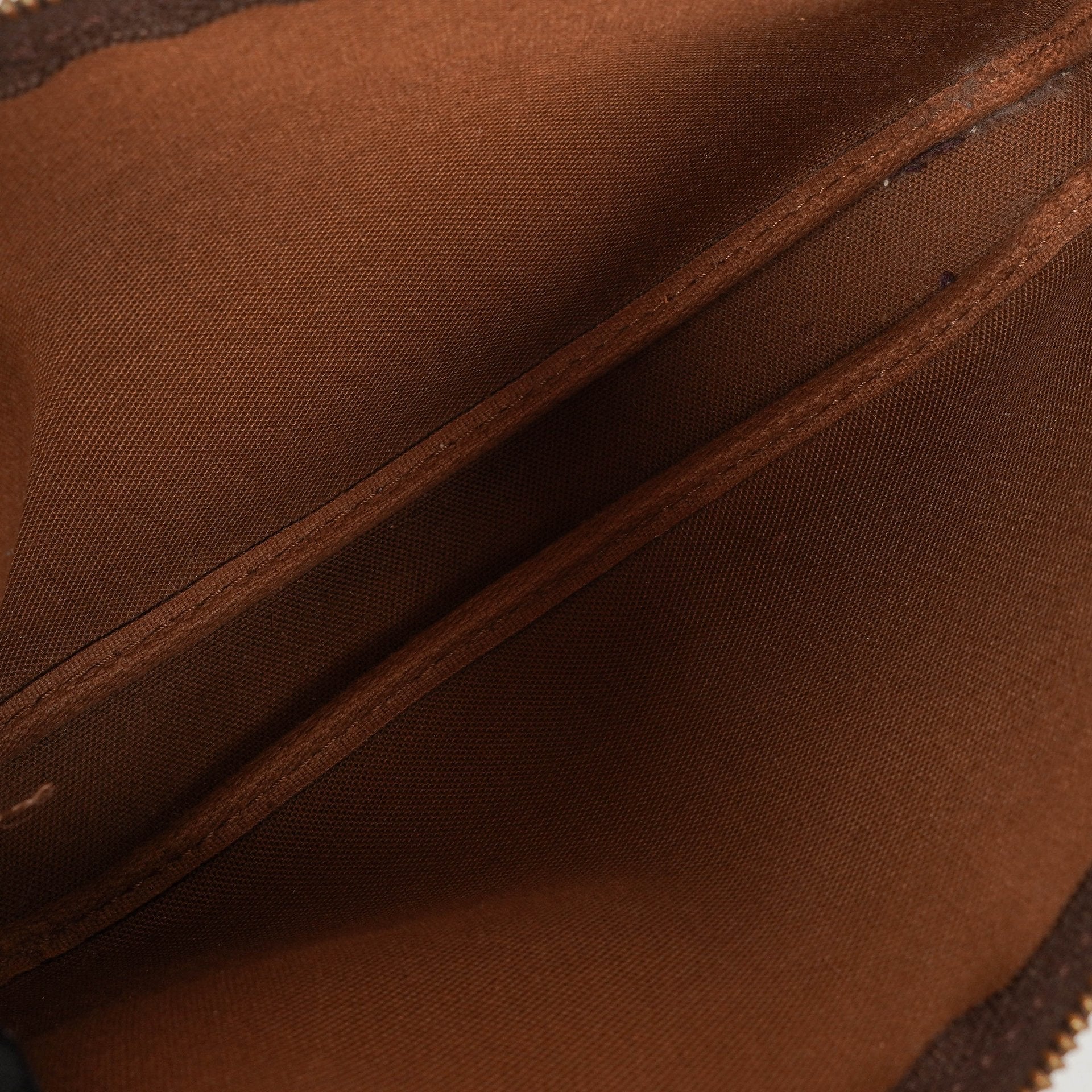Louis Vuitton Pochette Accessoires Monogram Canvas Clutch