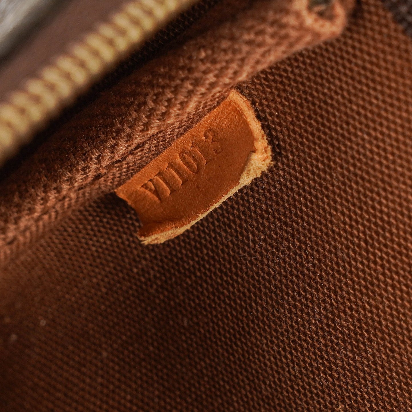 Louis Vuitton Pochette Accessoires Monogram Canvas Clutch