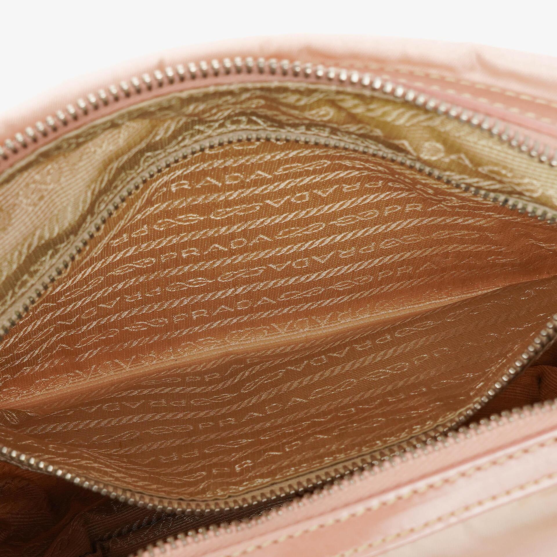 Prada Hobo Tasche aus Alabastro Tessuto Nylon