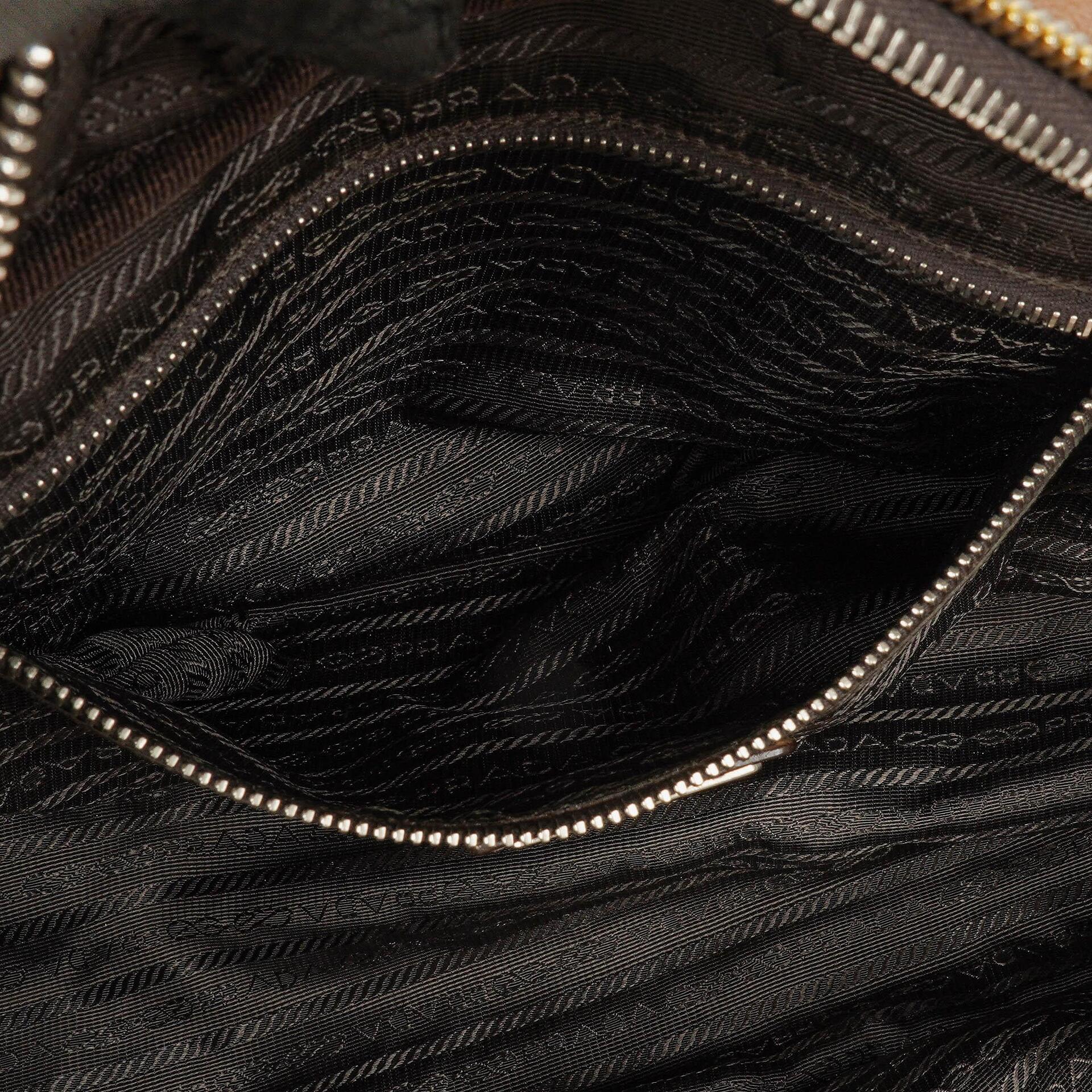 Prada Satchel-Tasche aus Ardesia/Fumo Ombre Glace Leder mit Reißverschlüssen