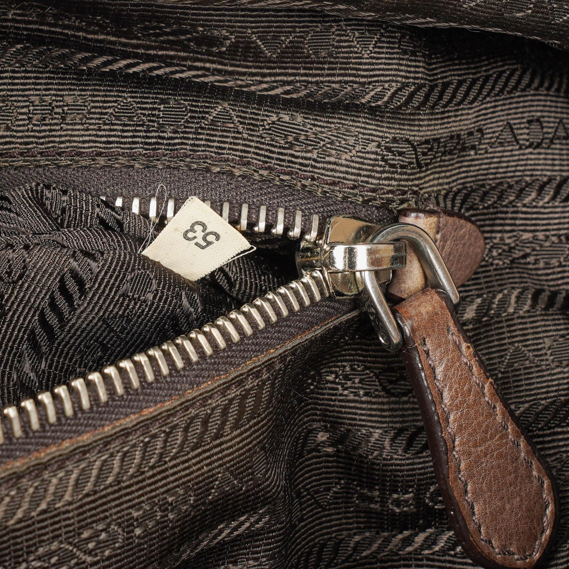 Prada Satchel-Tasche aus Ardesia/Fumo Ombre Glace Leder mit Reißverschlüssen