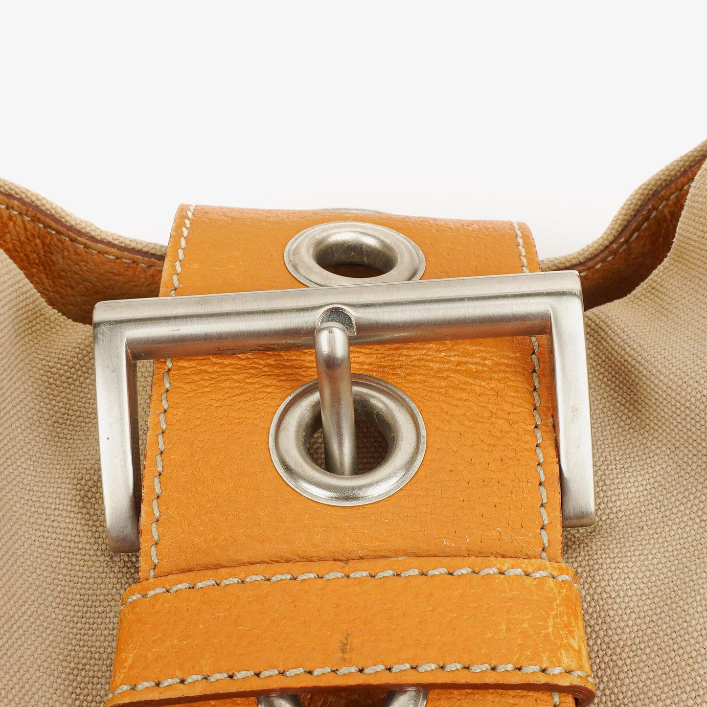 Prada Schultertasche aus beigem/karamellbraunem Canvas und Leder