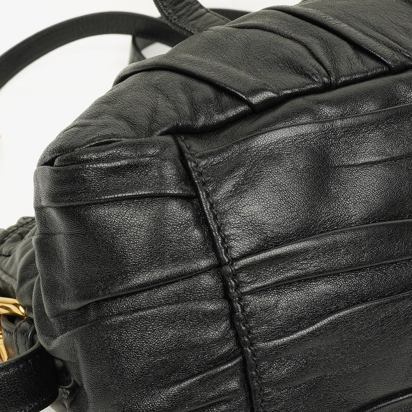 Prada Nappa Gaufre Leder Satchel Tasche in Schwarz