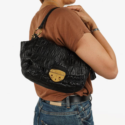 Prada Schwarze Nero Elegante Gaufre Klapptasche