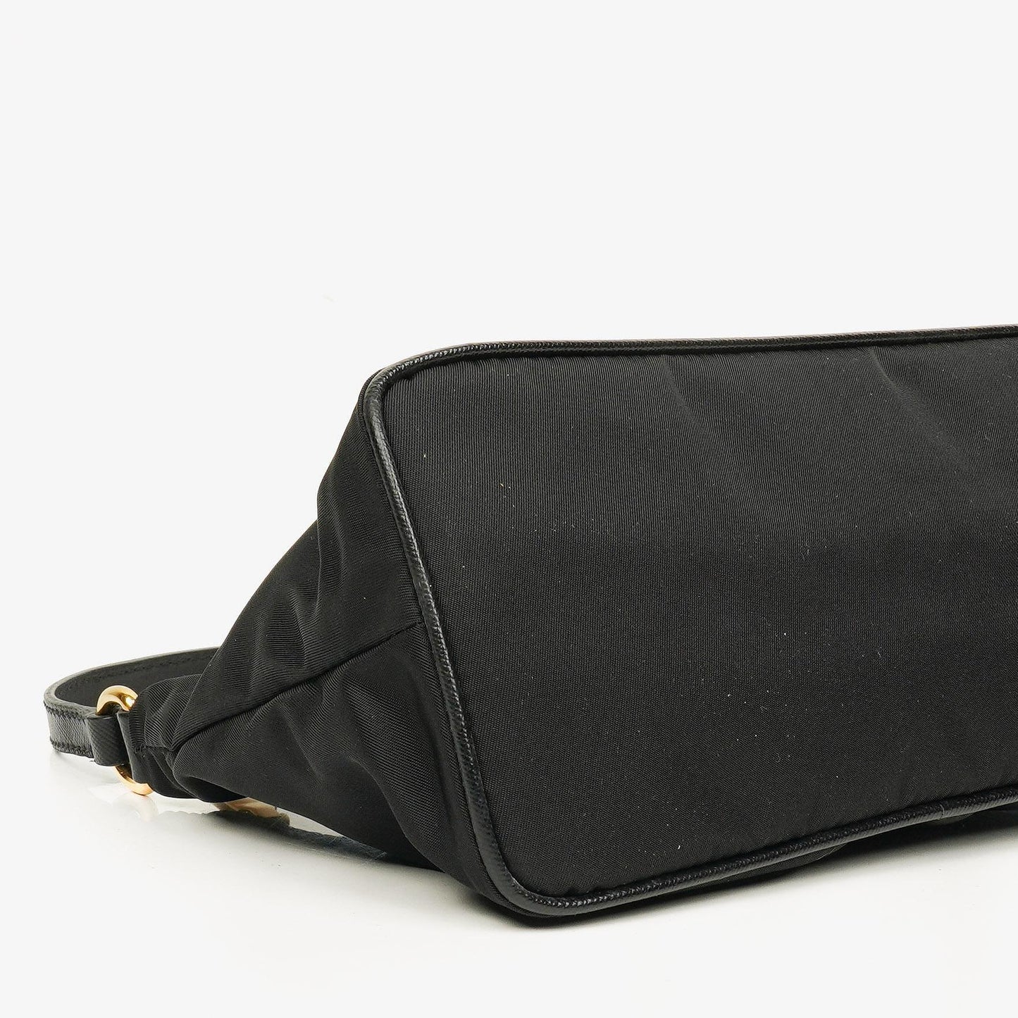 Prada Schultertasche aus schwarzem Tessuto und Saffiano-Leder