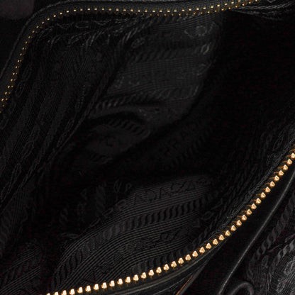 Prada Tessuto Gaufre Tasche aus schwarzem Nylon