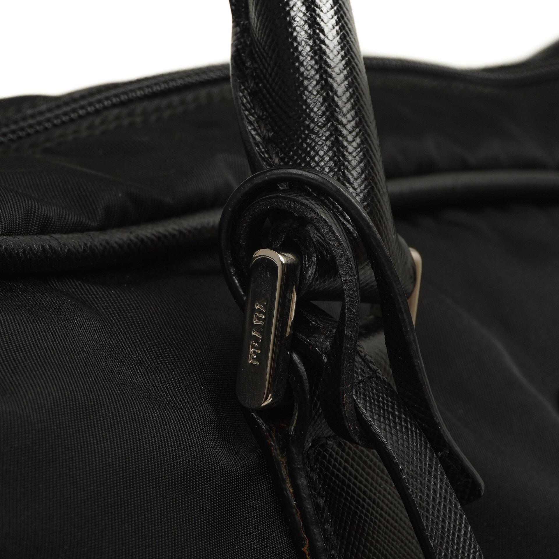 Prada Schwarze Tessuto Nylon Und Saffiano Leder Nero Duffle Bag
