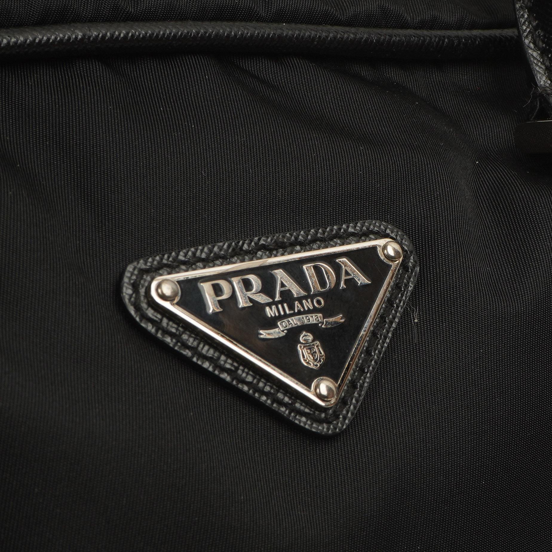 Prada Schwarze Tessuto Nylon Und Saffiano Leder Nero Duffle Bag
