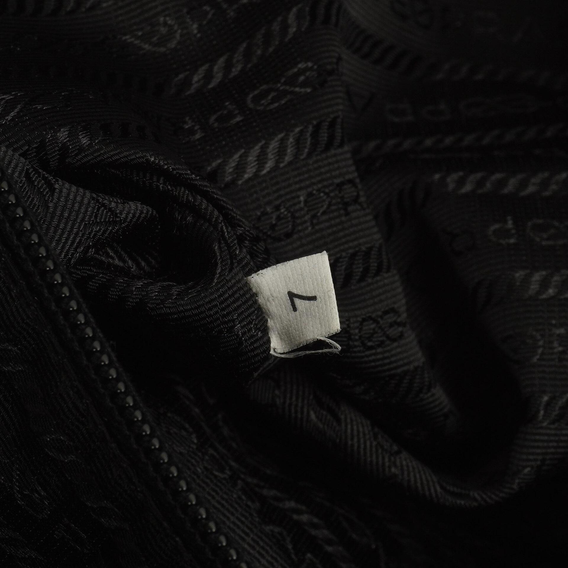 Prada Schwarze Tessuto Nylon Und Saffiano Leder Nero Duffle Bag