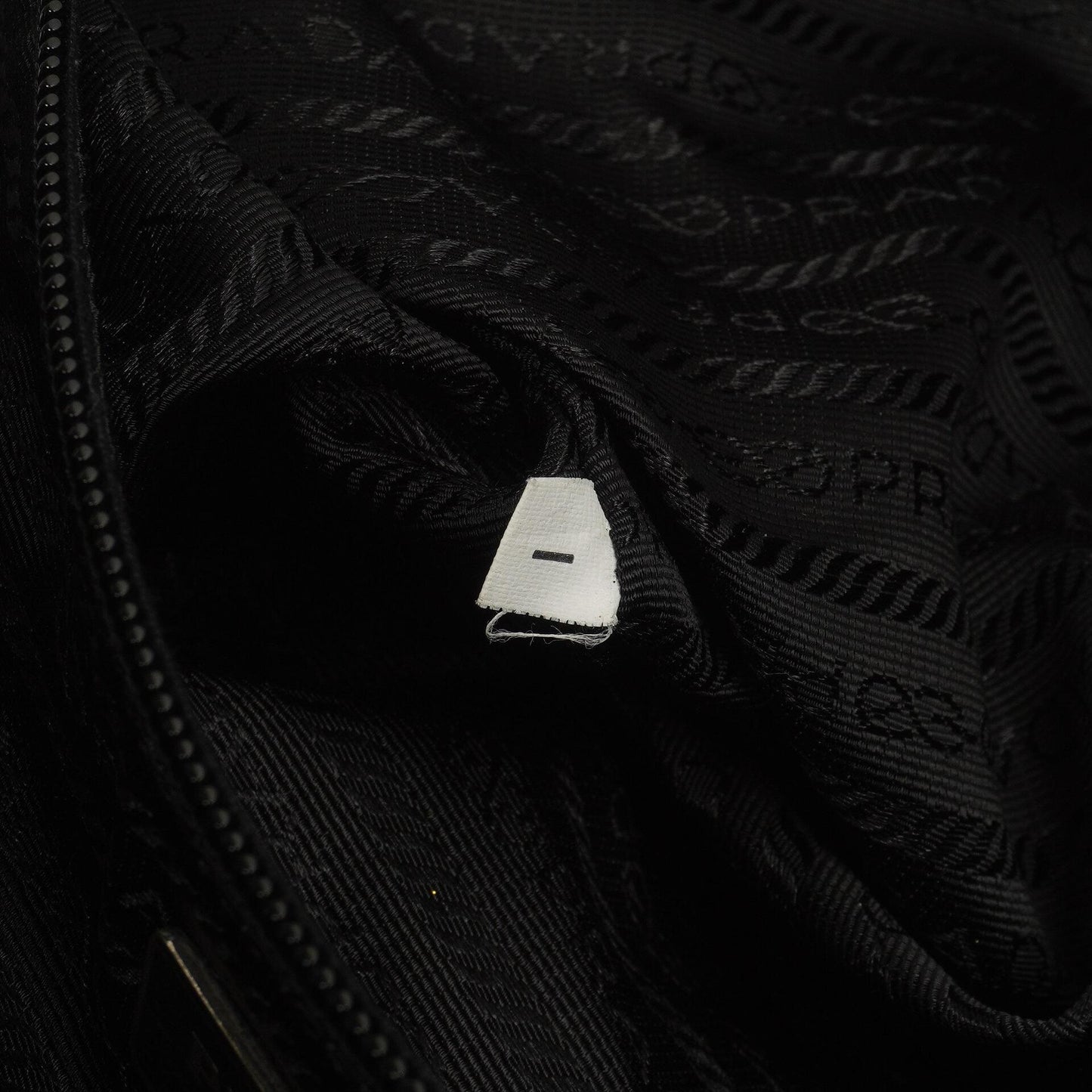 Prada Schwarze Tessuto Nylon Und Saffiano Leder Nero Duffle Bag