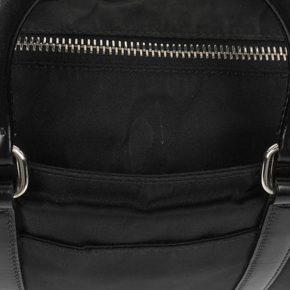 Prada Schultertasche aus schwarzem Tessuto Nylon