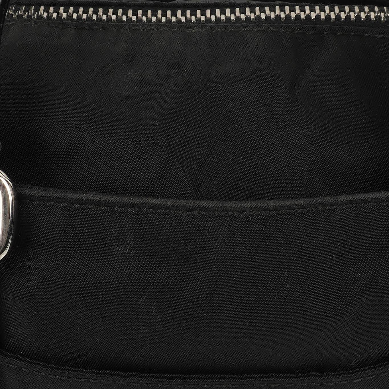 Prada Schultertasche aus schwarzem Tessuto Nylon