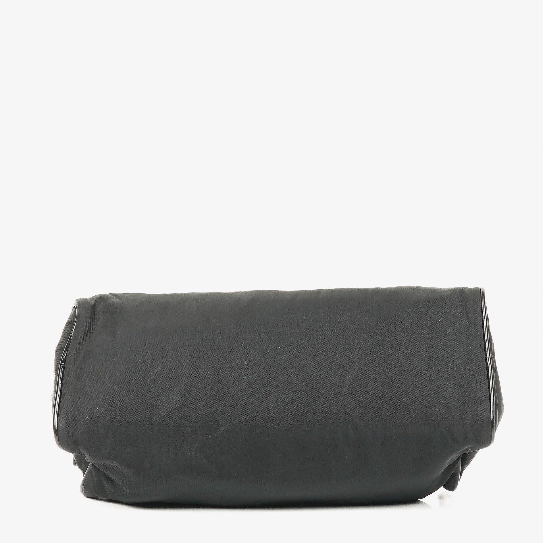 Prada Tessuto Schultertasche in Schwarz
