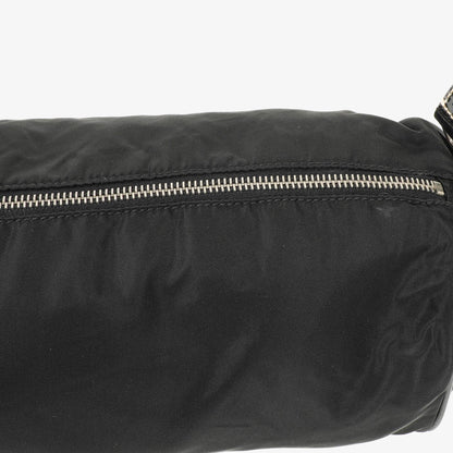 Prada Tessuto Schultertasche in Schwarz