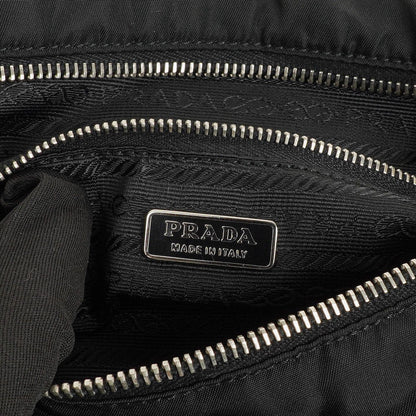 Prada Tessuto Schultertasche in Schwarz