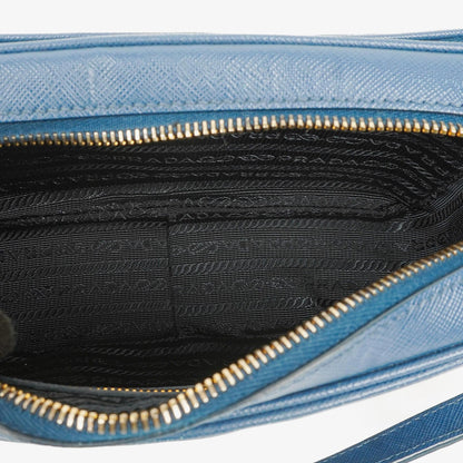 Prada Bleuette Saffiano Lux Umhängetasche mit Doppelreißverschluss
