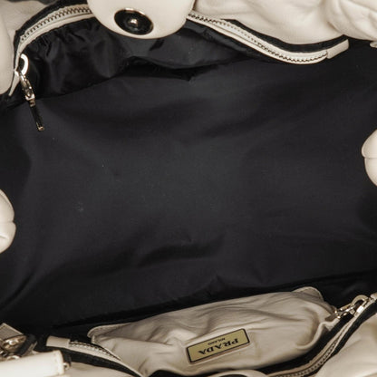 Prada Bomber Talco Top-Handle-Tasche aus gestepptem Nappaleder