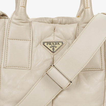 Prada Bomber Talco Top-Handle-Tasche aus gestepptem Nappaleder
