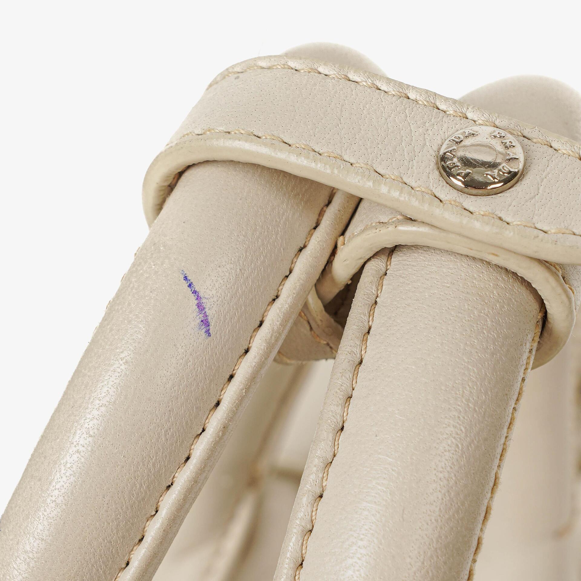 Prada Bomber Talco Top-Handle-Tasche aus gestepptem Nappaleder