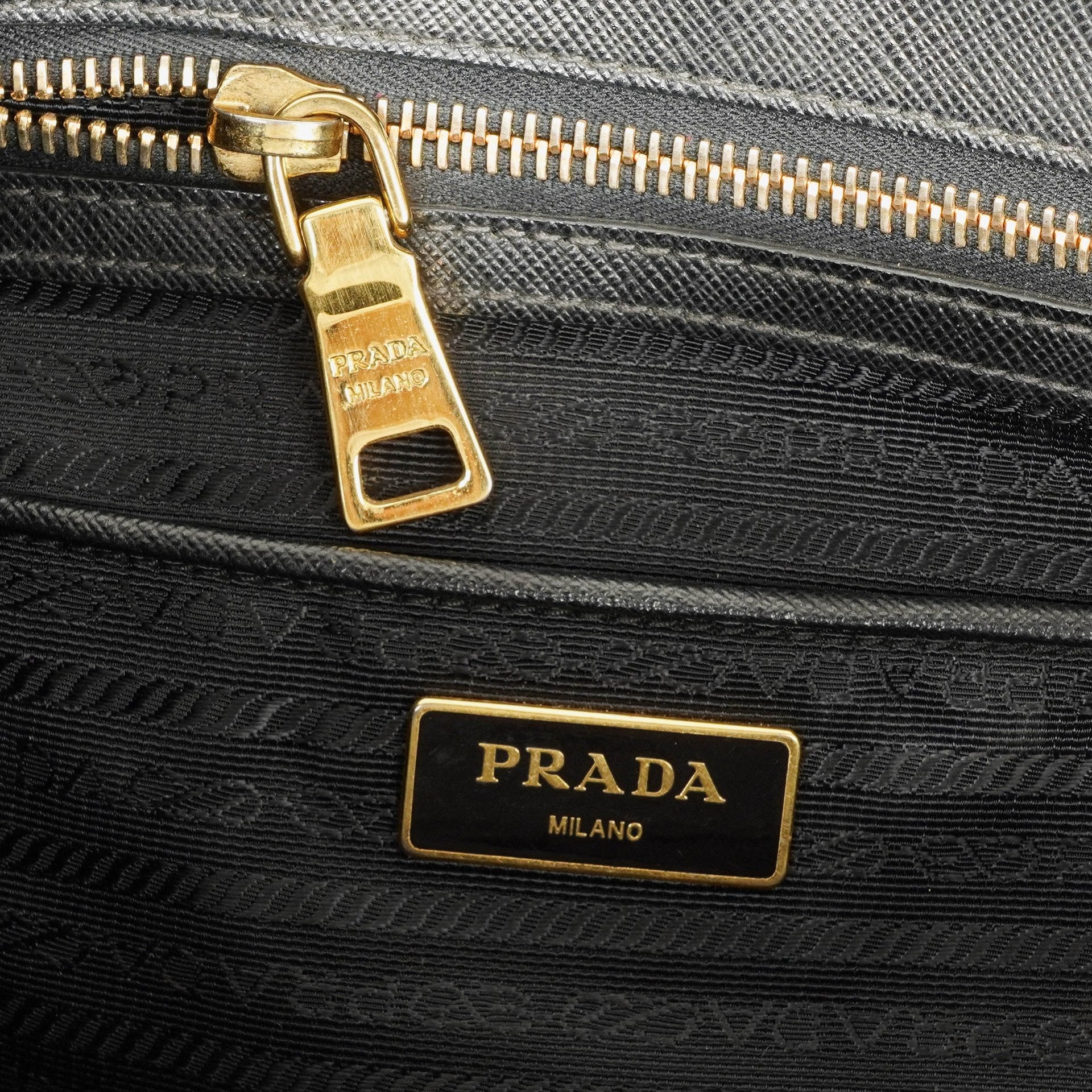 Prada Galleria Large Double-Zip Tote aus Saffiano Lux Leder