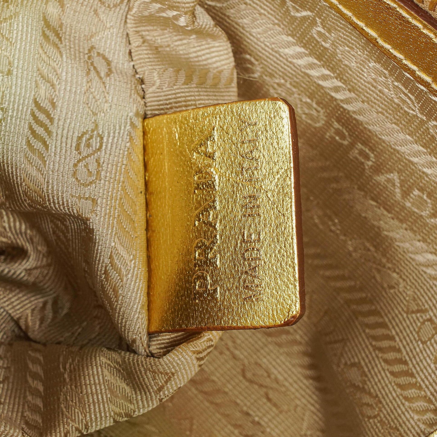 Prada Intreccio Madras Oro Leder Schultertasche